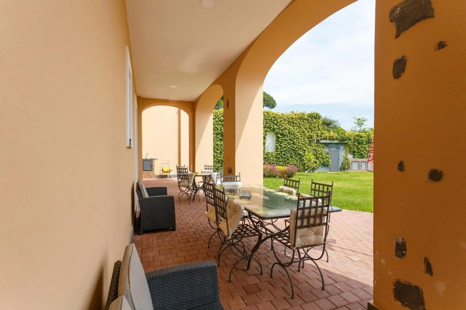 Frühstückspension B&B Villa Etelka Aci Castello