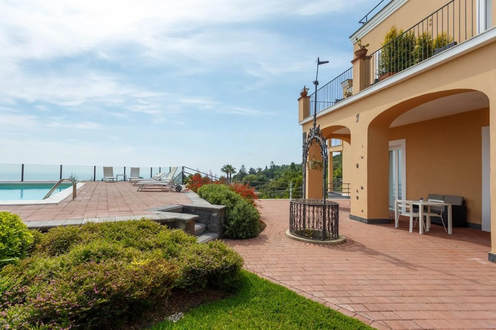 B&B Villa Etelka Aci Castello