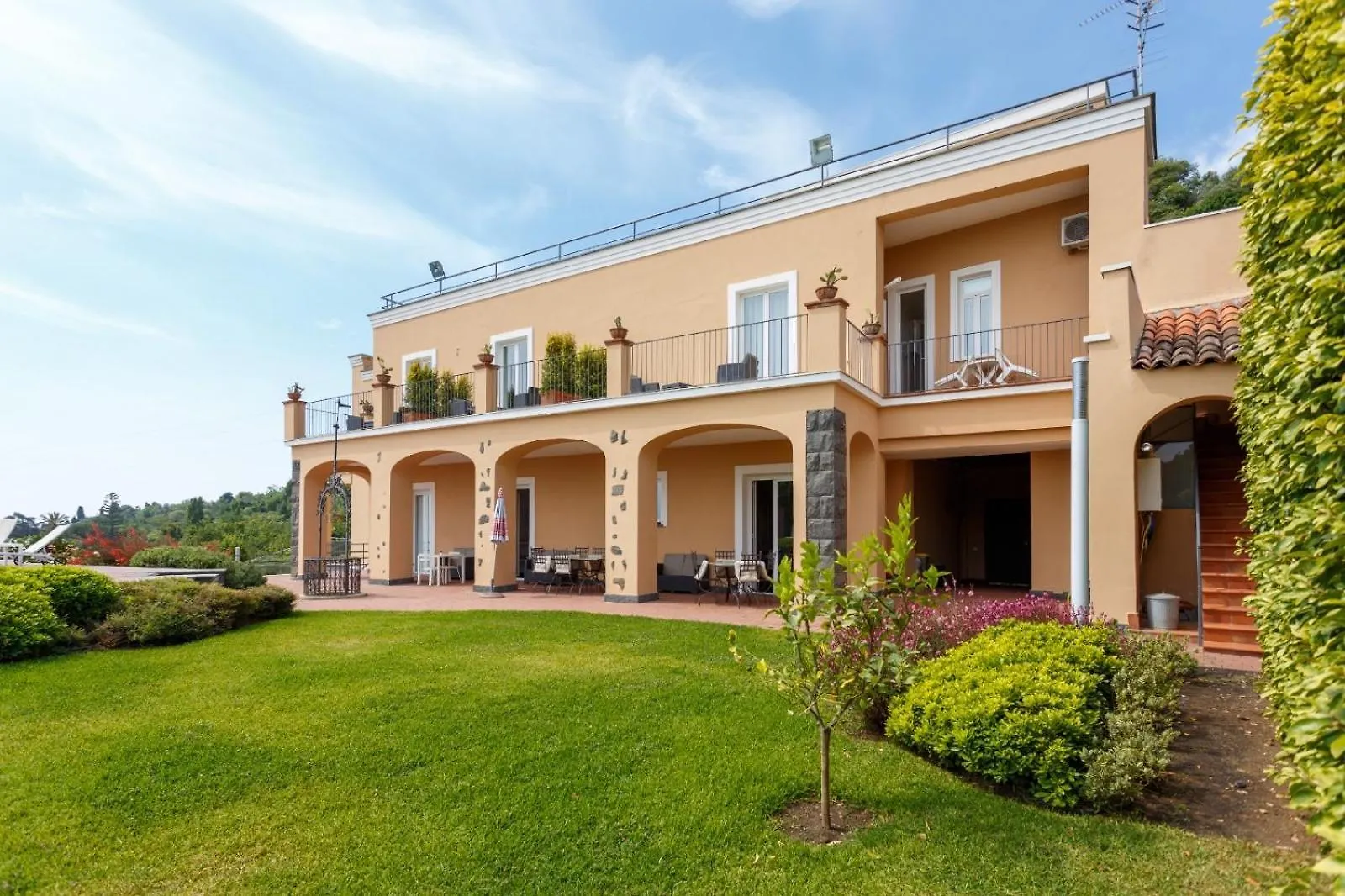 B&B Villa Etelka Aci Castello 3*,
