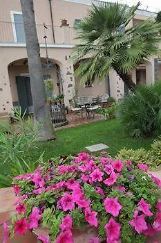 B&B Villa Etelka Aci Castello