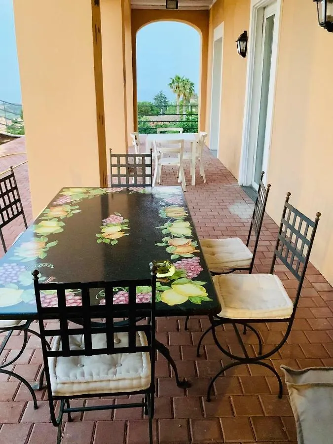B&B Villa Etelka Aci Castello 3*,  Italië