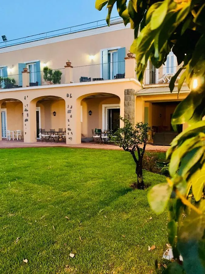 B&B Villa Etelka Aci Castello Bed & Breakfast